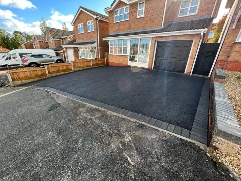 Tarmac Gallery