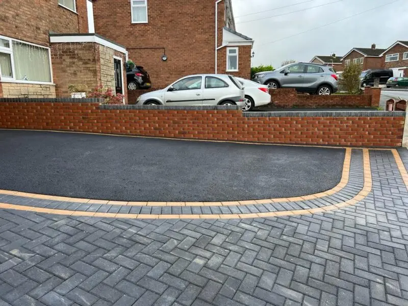 Tarmac Gallery
